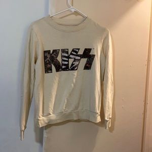 Women’s XS long sleeve shirt.